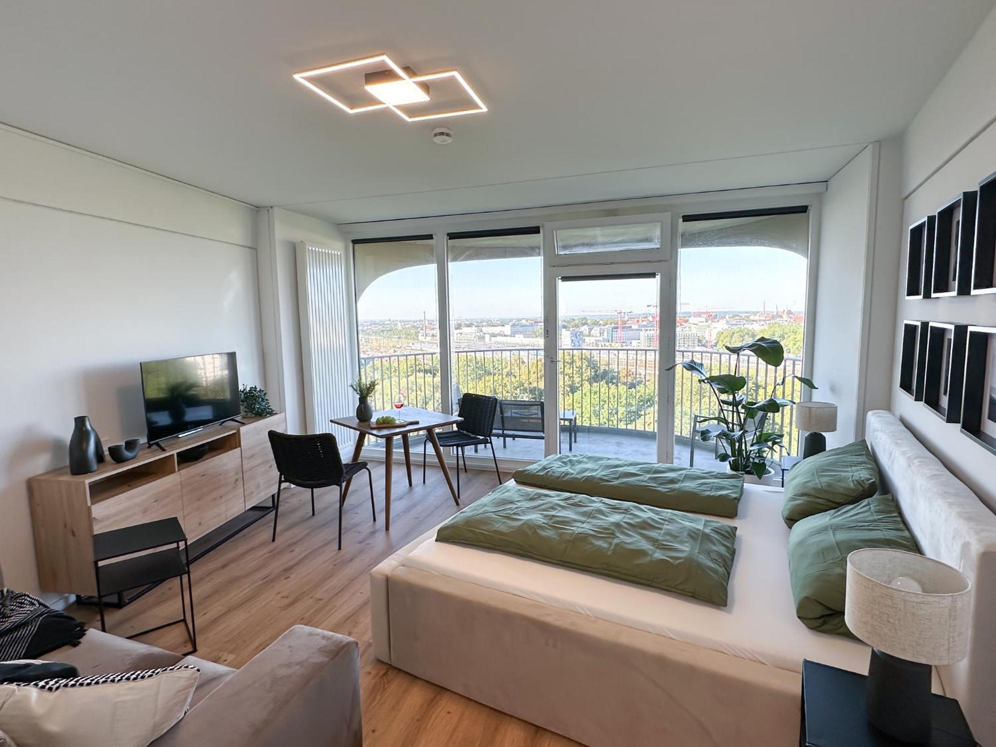 Helles Apartment Mit Tollem Blick Ueber Augsburg Exterior photo